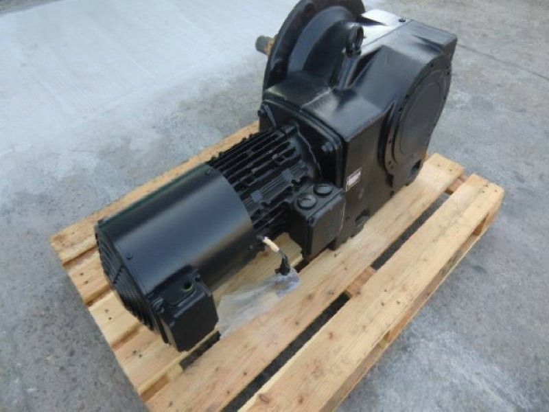 Gear motor NORD 9052.1VF-112 M/4 TWF ( 9052.1VF-112M/4TWF ) photo on Industry-Pilot
